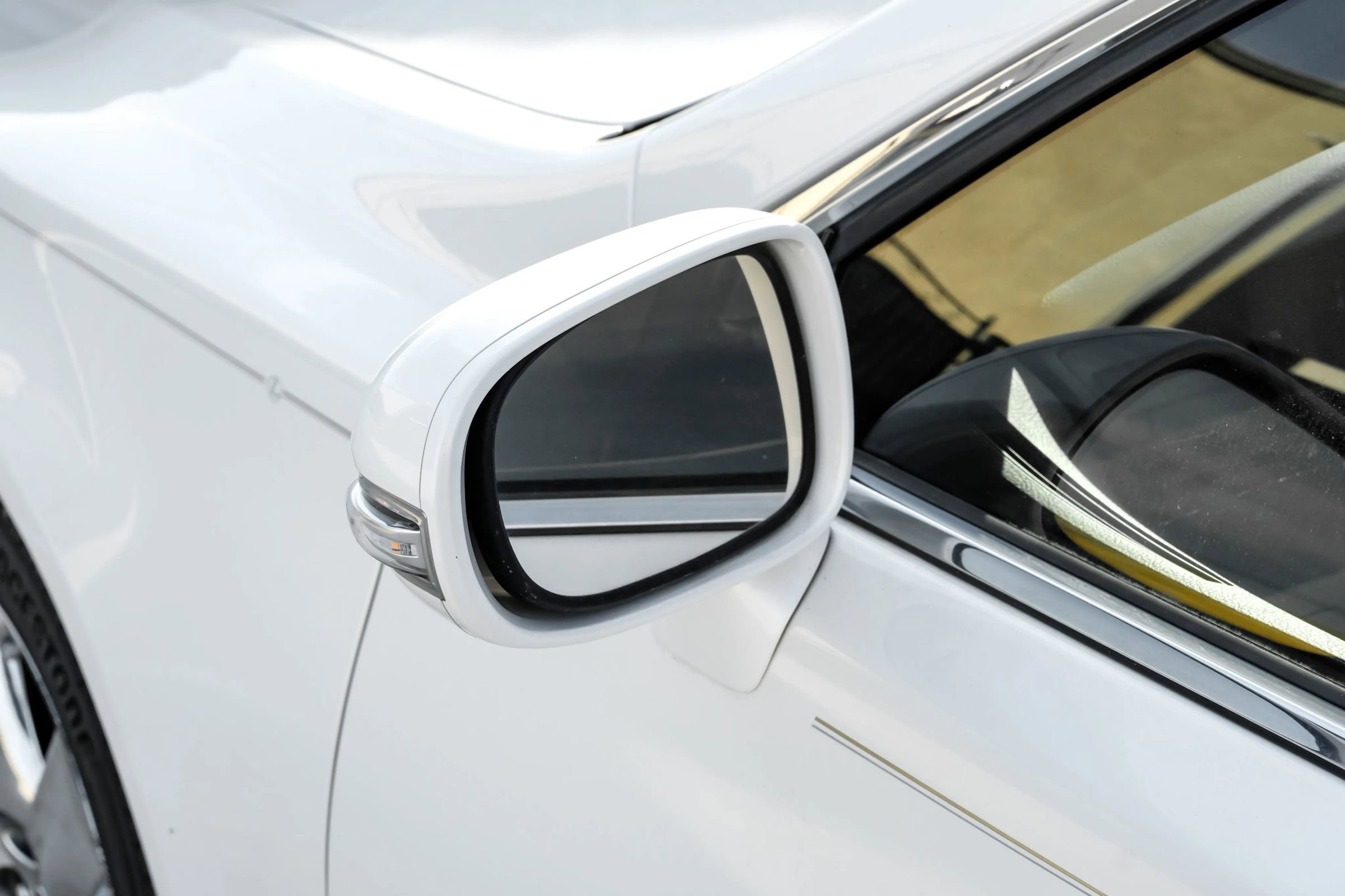 Used 2012 Lexus LS 460 image 39