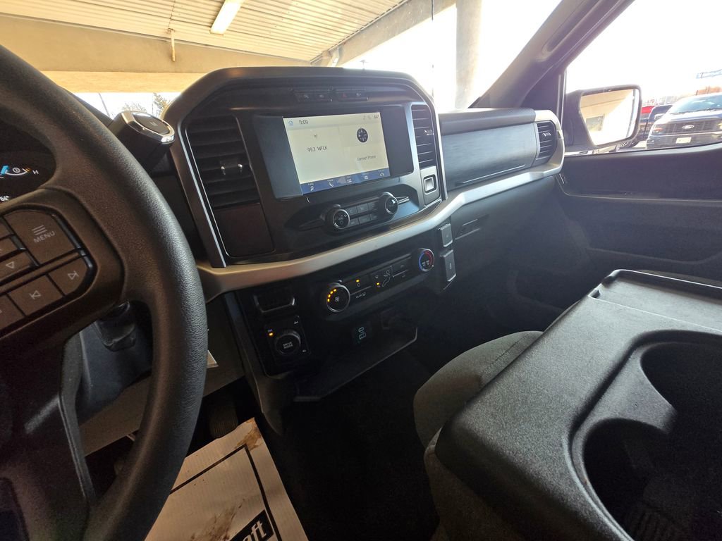 Used 2023 Ford F150 XLT image 19