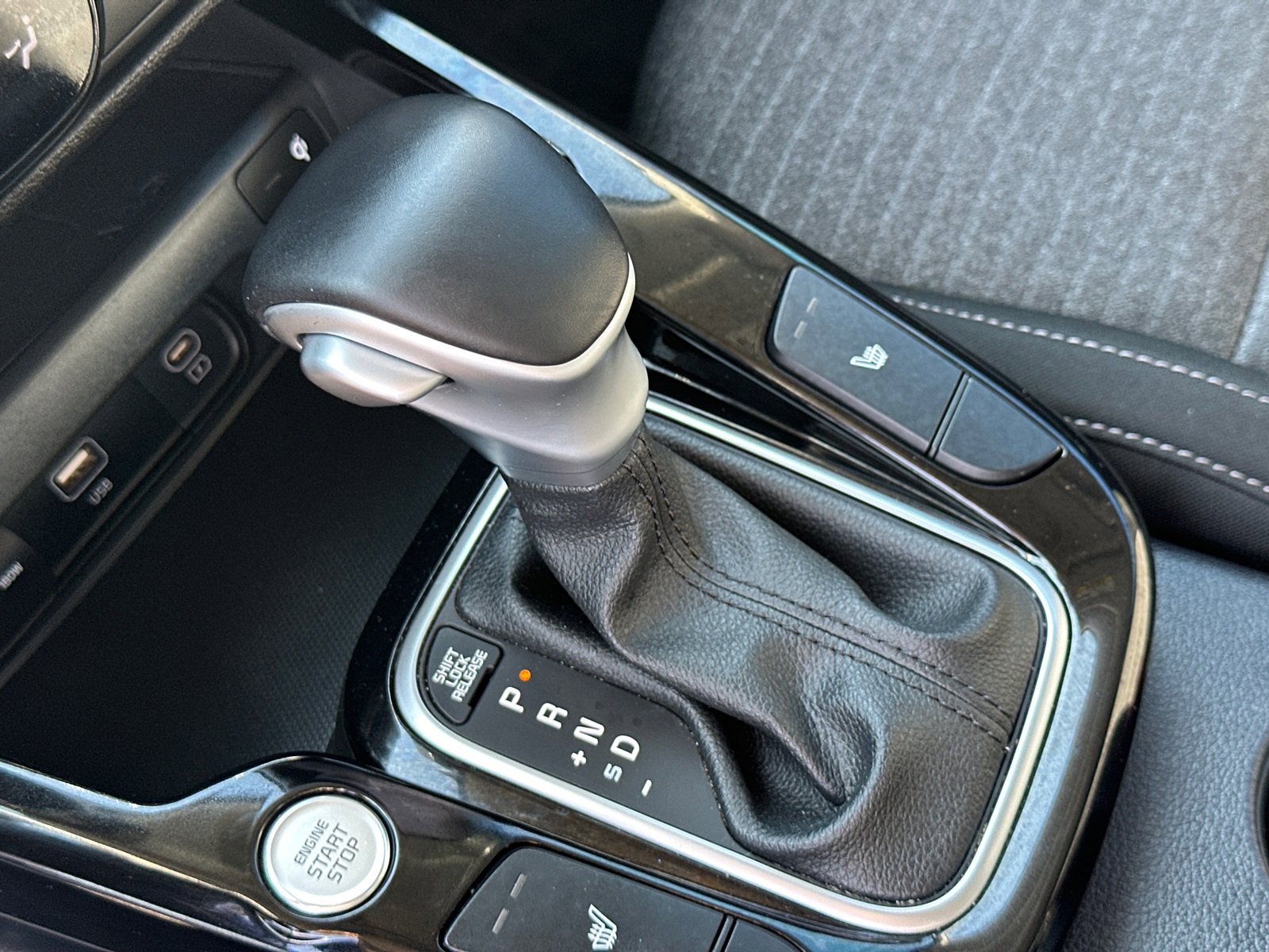 Used 2024 Kia Soul EX image 33