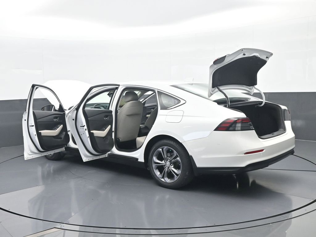 Used 2023 Honda Accord EX image 76