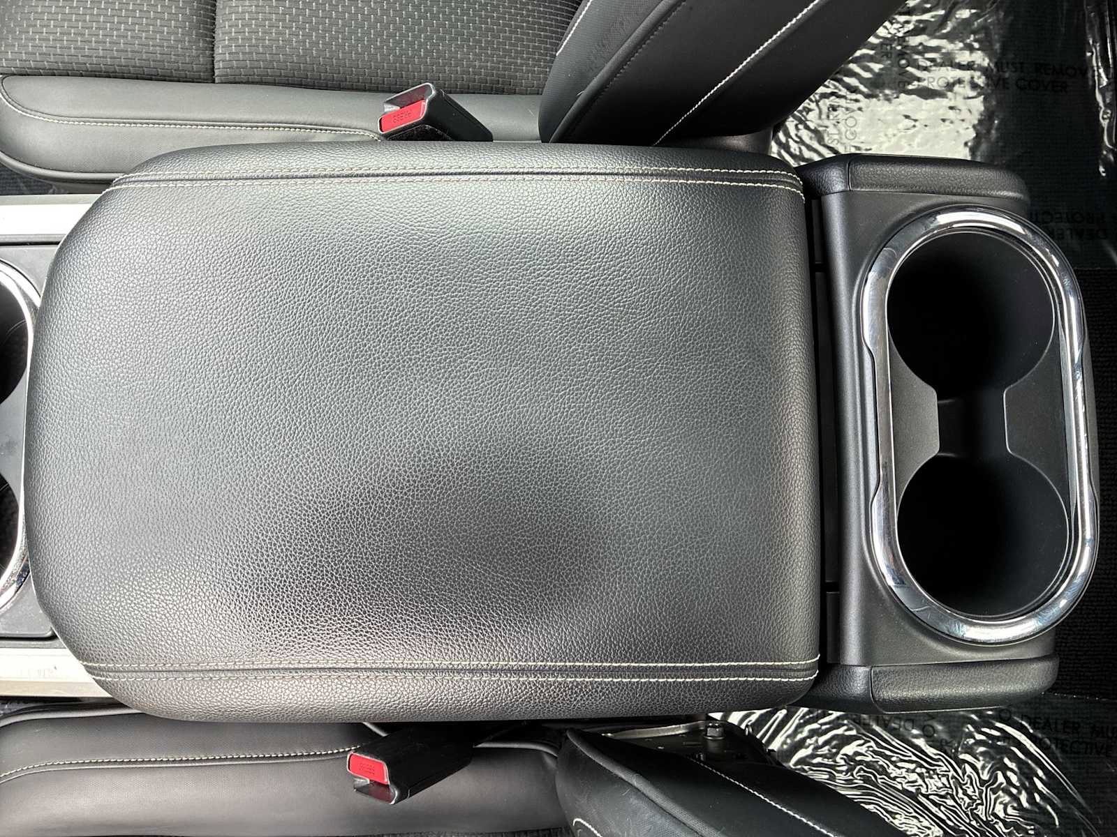 Used 2017 Nissan Titan S image 21