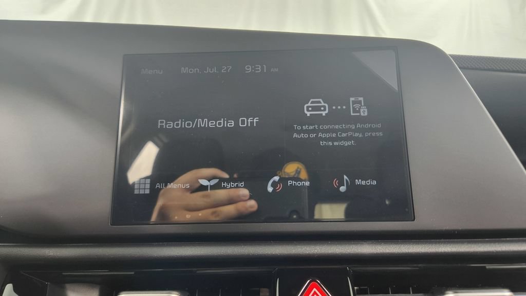 New 2026 Kia Niro LX FWD image 25