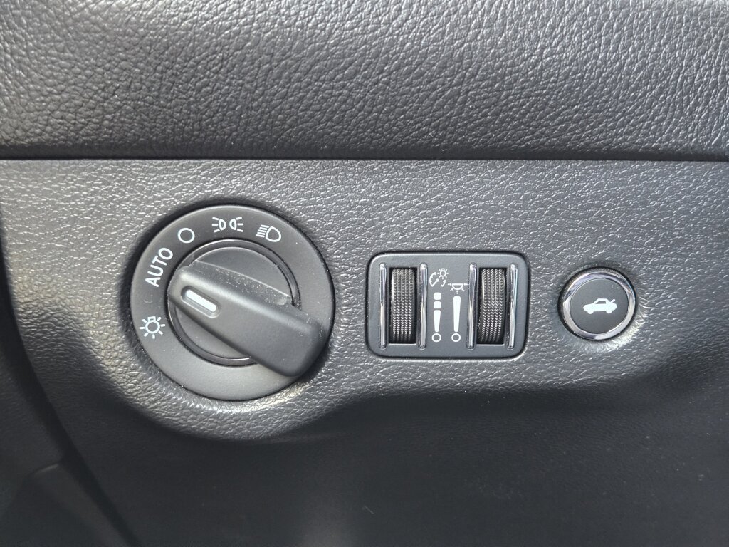 Certified 2023 Dodge Challenger SXT w/ Cold Weather Group AWD/4WD image 16