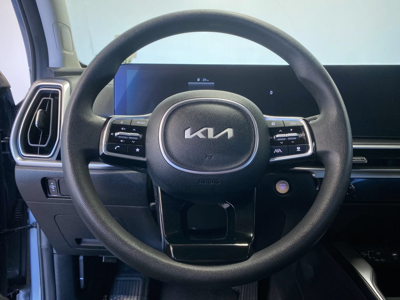 Certified 2024 Kia Sorento LX FWD image 21
