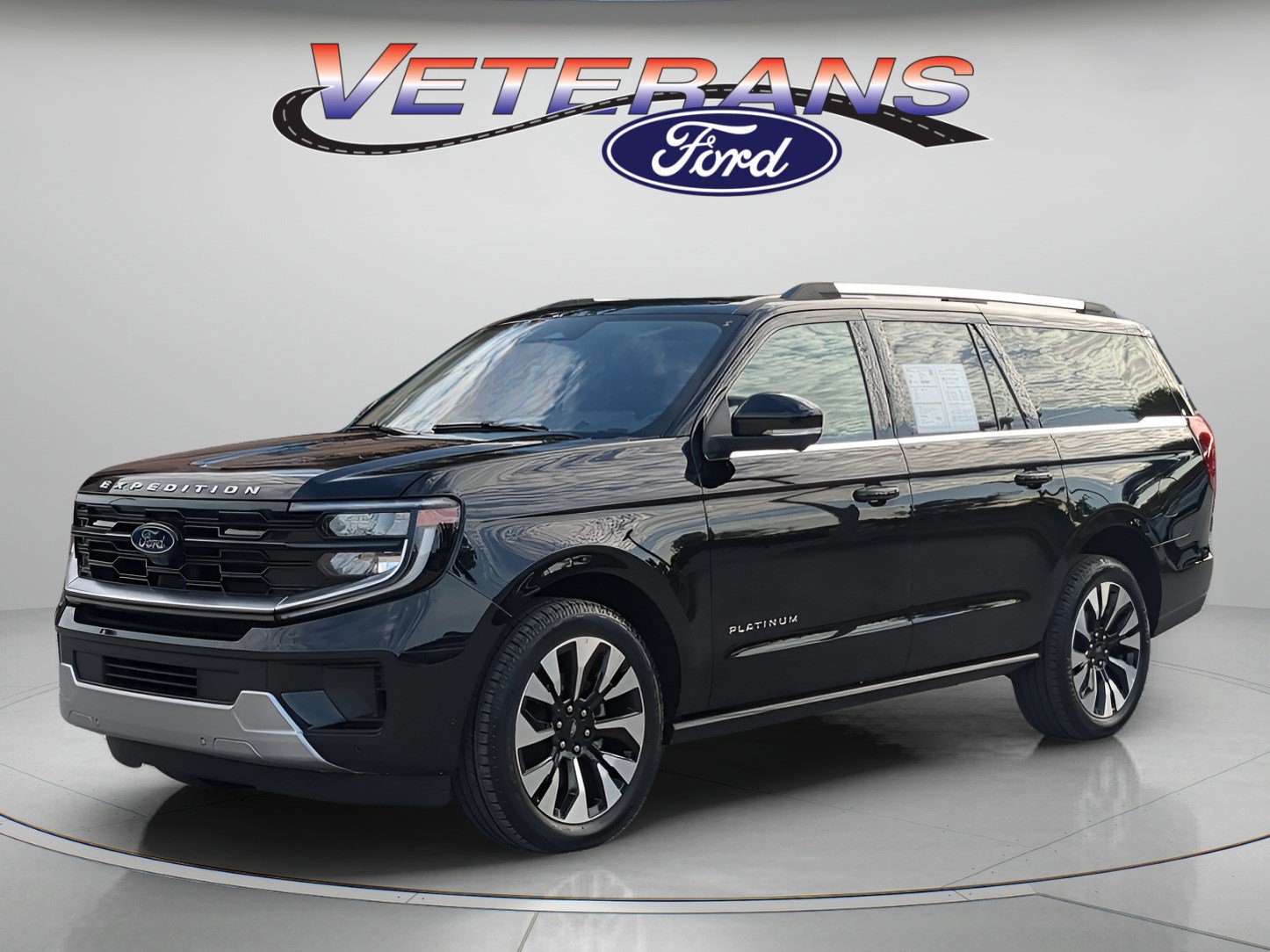 Certified 2025 Ford Expedition Max Platinum w/ Driver's Package AWD/4WD image 1