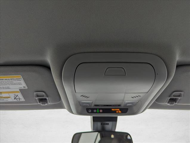 Used 2020 Chevrolet Equinox LT image 19