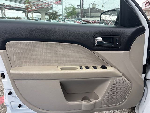 Used 2007 Mercury Milan Premier image 12