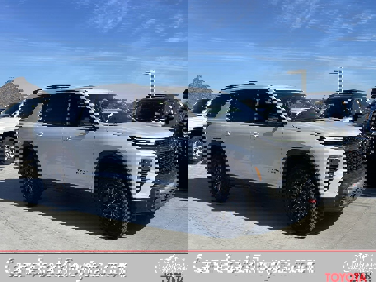 Used 2024 Chevrolet Traverse Z71 w/ Enhanced Driving Package image 1