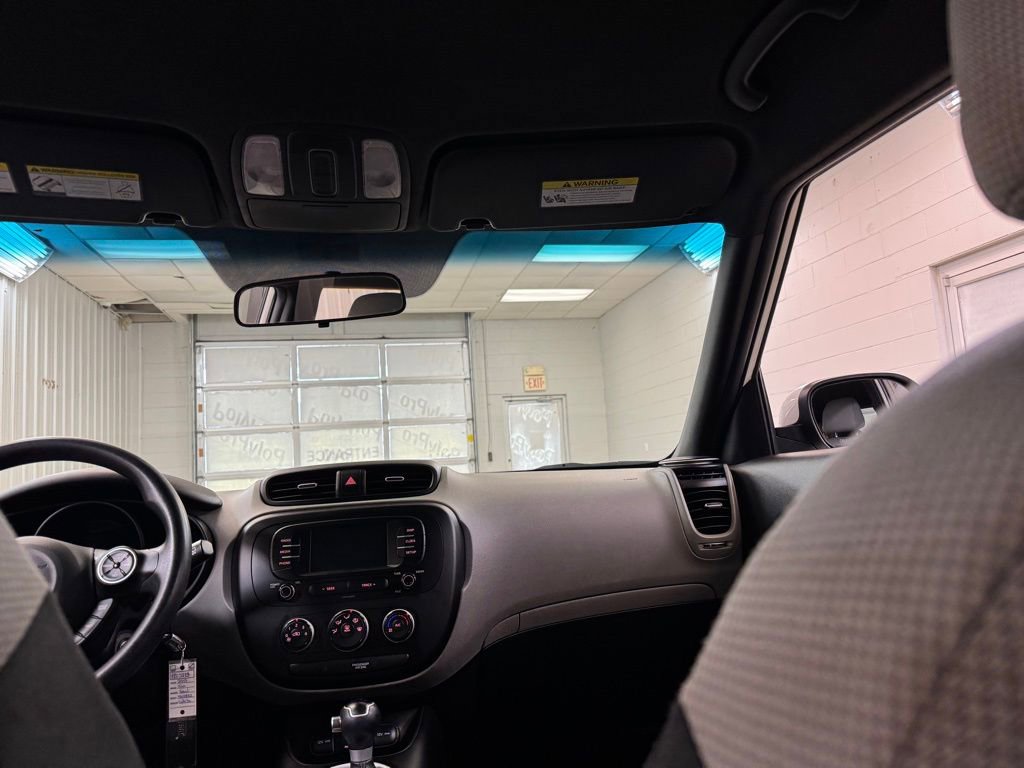 Used 2017 Kia Soul w/ Convenience Package image 19