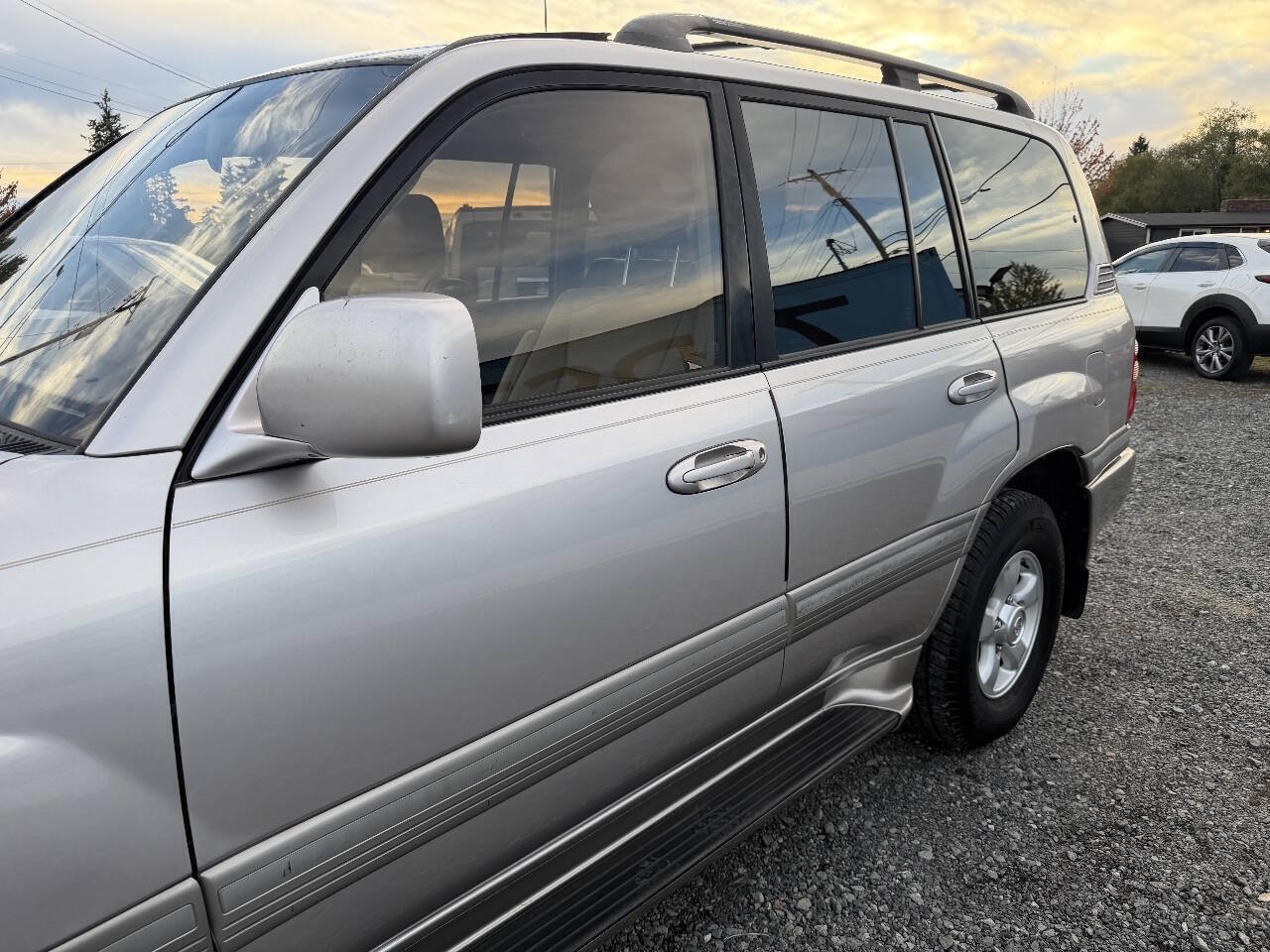 Used 2000 Toyota Land Cruiser AWD/4WD image 10