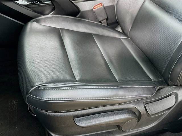 Used 2024 Kia Telluride LX image 11