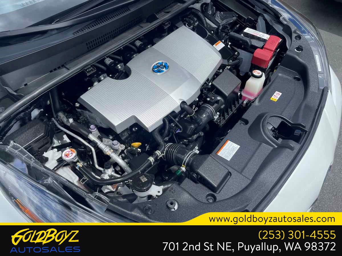 Used 2021 Toyota Prius FWD image 10