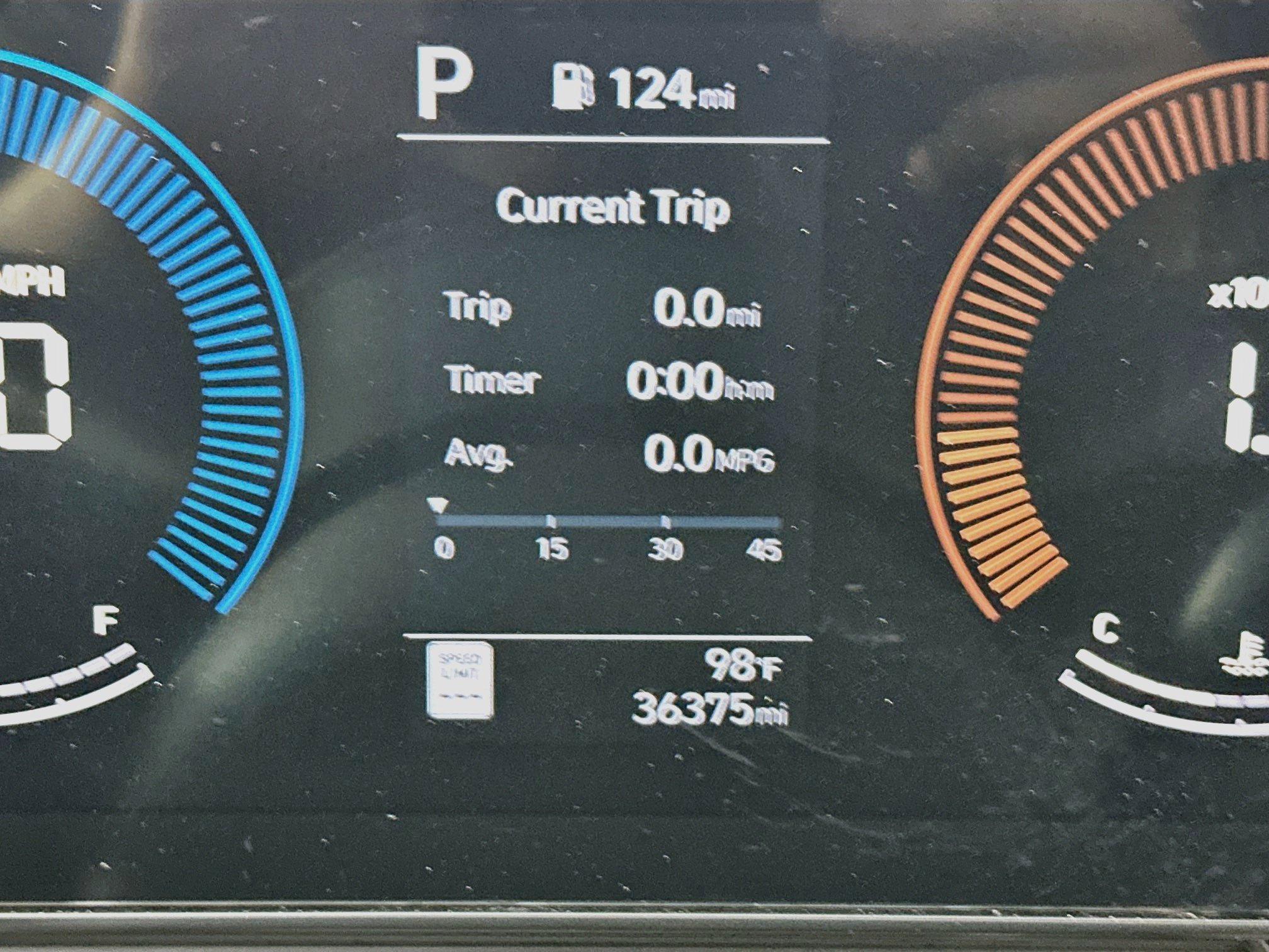 Used 2025 Hyundai Kona SEL FWD image 19