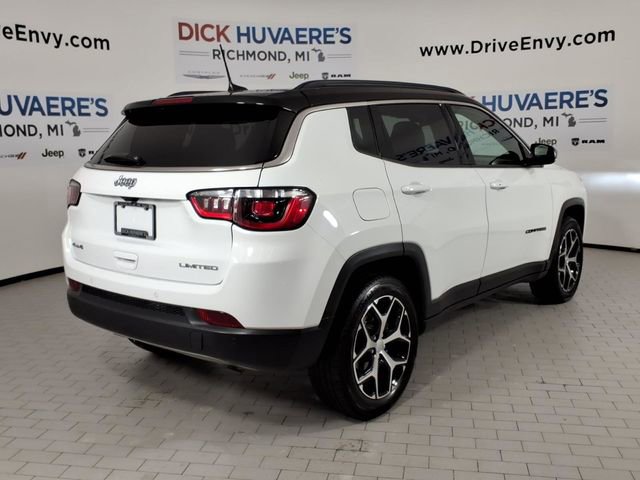 Used 2024 Jeep Compass Limited image 4