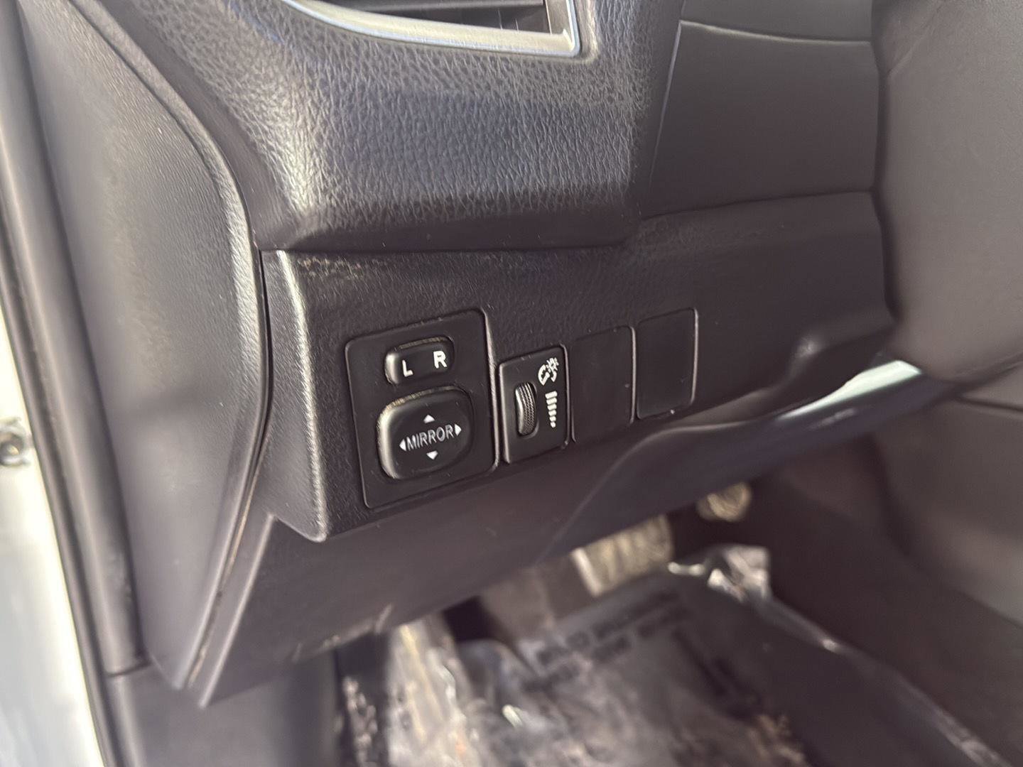 Used 2016 Toyota Corolla S FWD image 15