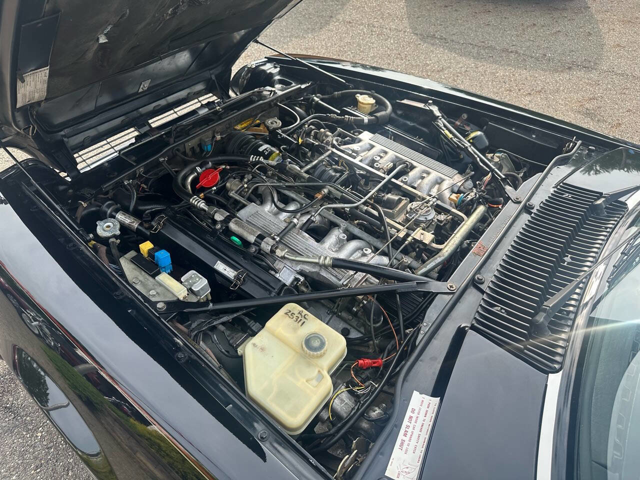Used 1990 Jaguar XJS V12 Convertible image 11
