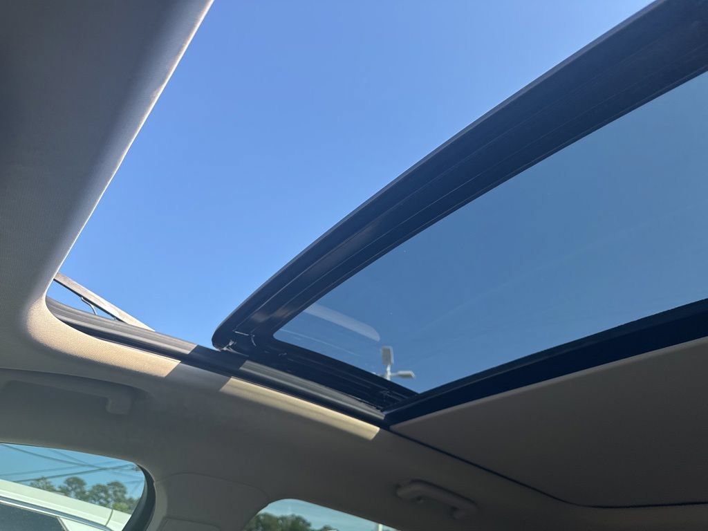 Used 2018 Lincoln MKX Reserve w/ Lincoln MKX Climate Package FWD image 13