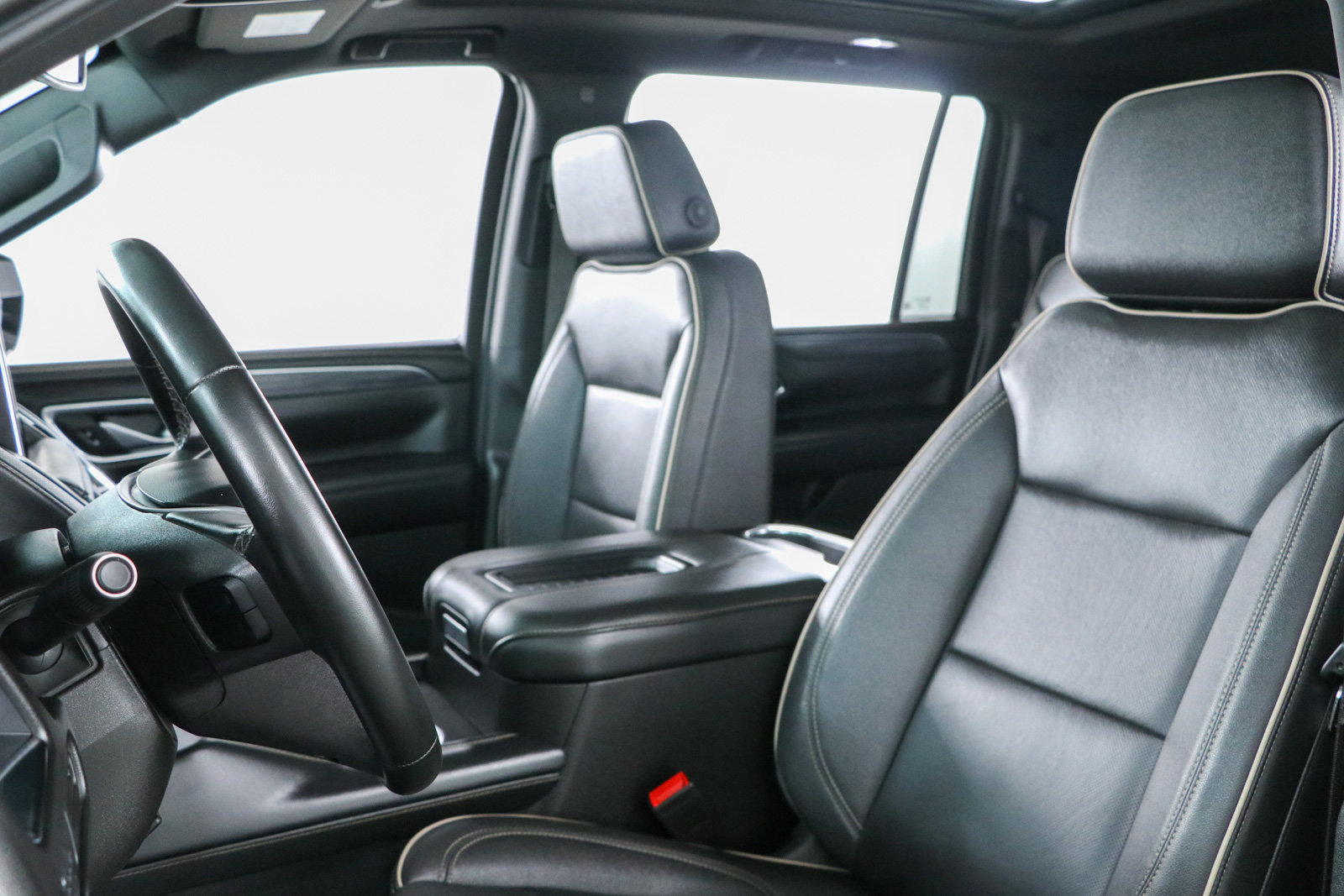 Used 2023 GMC Yukon XL SLT AWD/4WD image 27