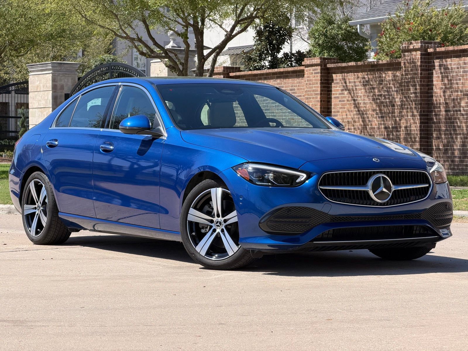 Certified 2025 Mercedes-Benz C 300 4MATIC Sedan image 1