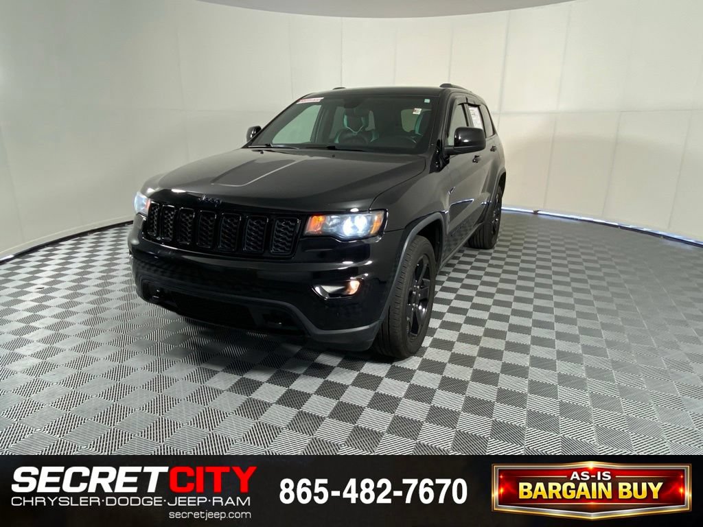 Used 2018 Jeep Grand Cherokee Laredo AWD/4WD image 3