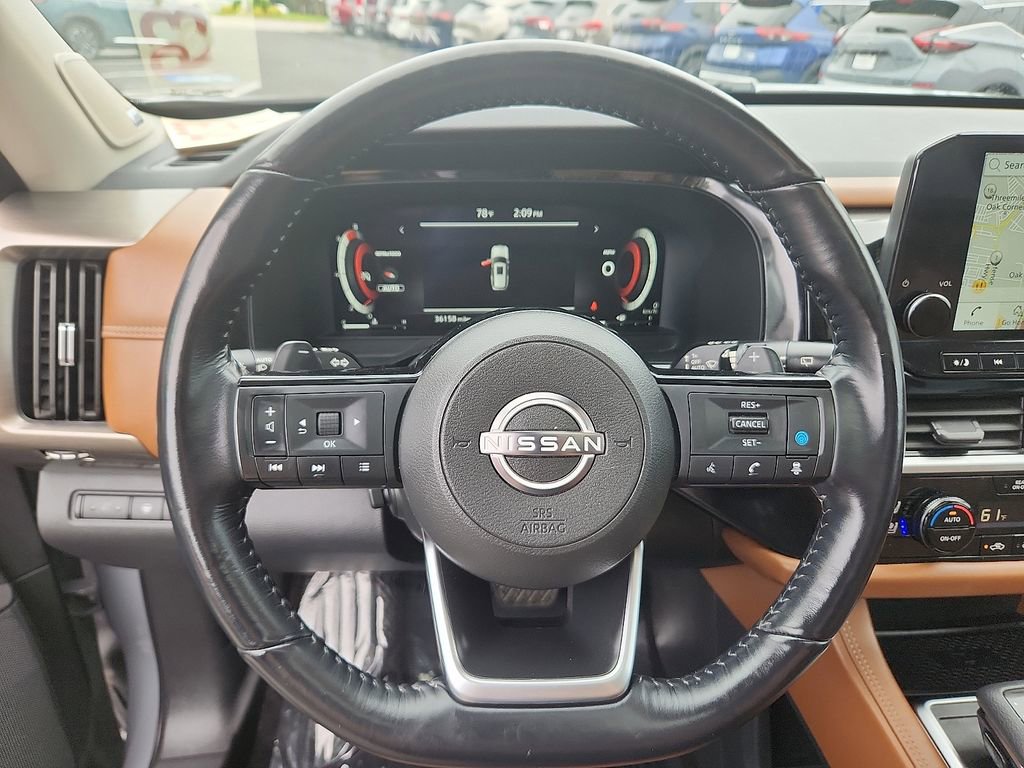 Used 2023 Nissan Pathfinder Platinum AWD/4WD image 21