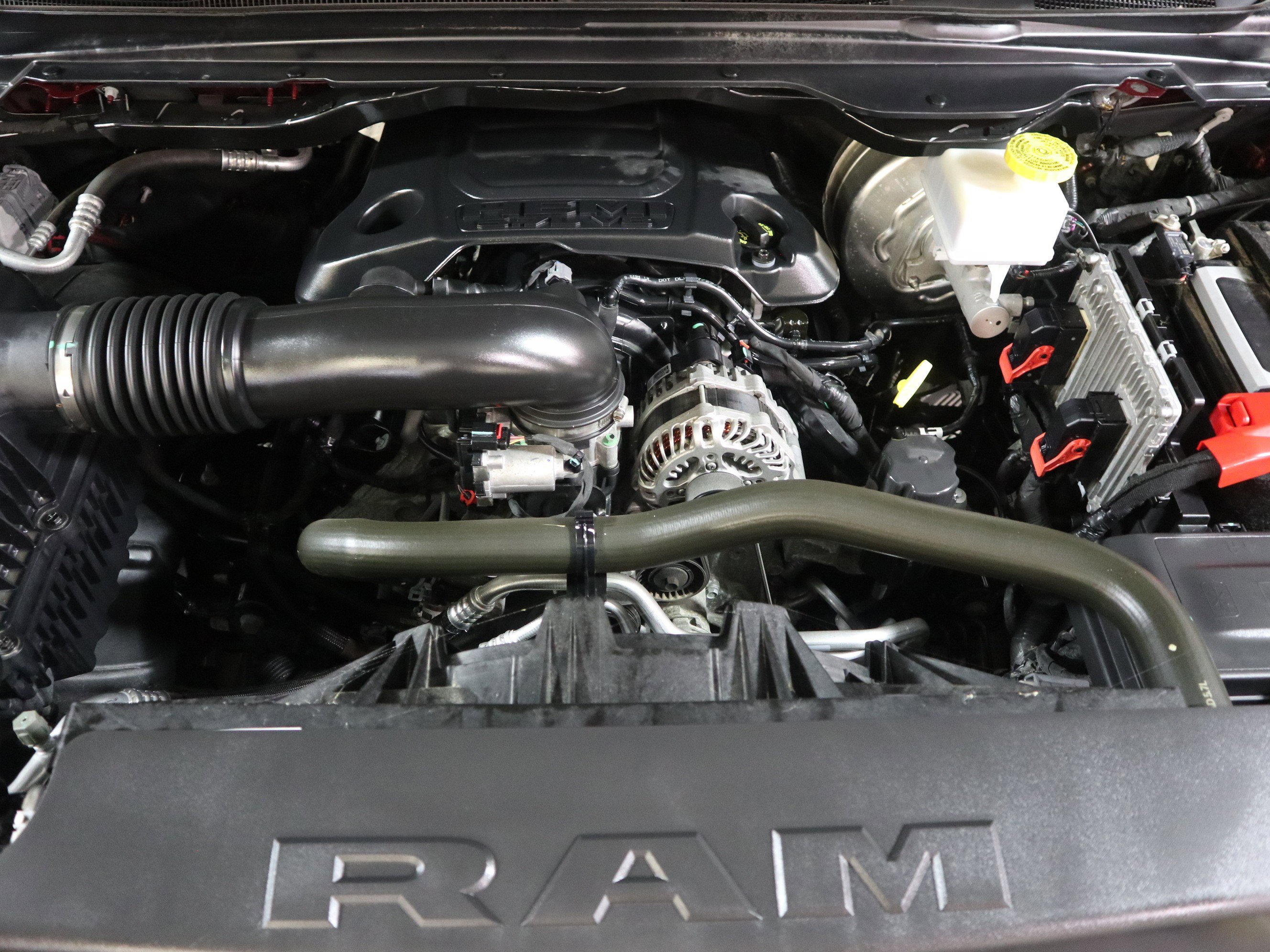 Used 2022 RAM 1500 Laramie image 14