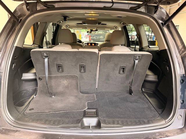 Used 2021 Honda Pilot Touring image 8