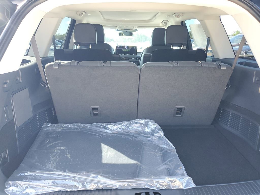 New 2025 Lincoln Aviator 2WD w/ Jet Appearance Package image 6