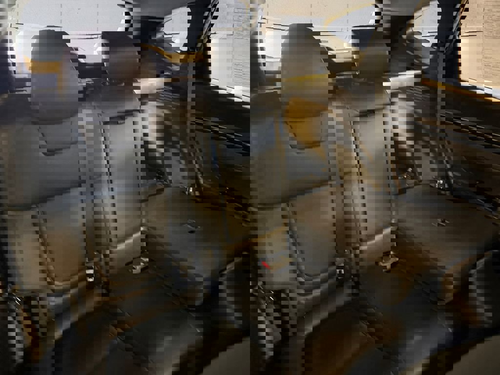 Used 2023 Hyundai Tucson Limited AWD/4WD image 16