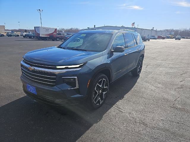 New 2026 Chevrolet Traverse High Country image 2