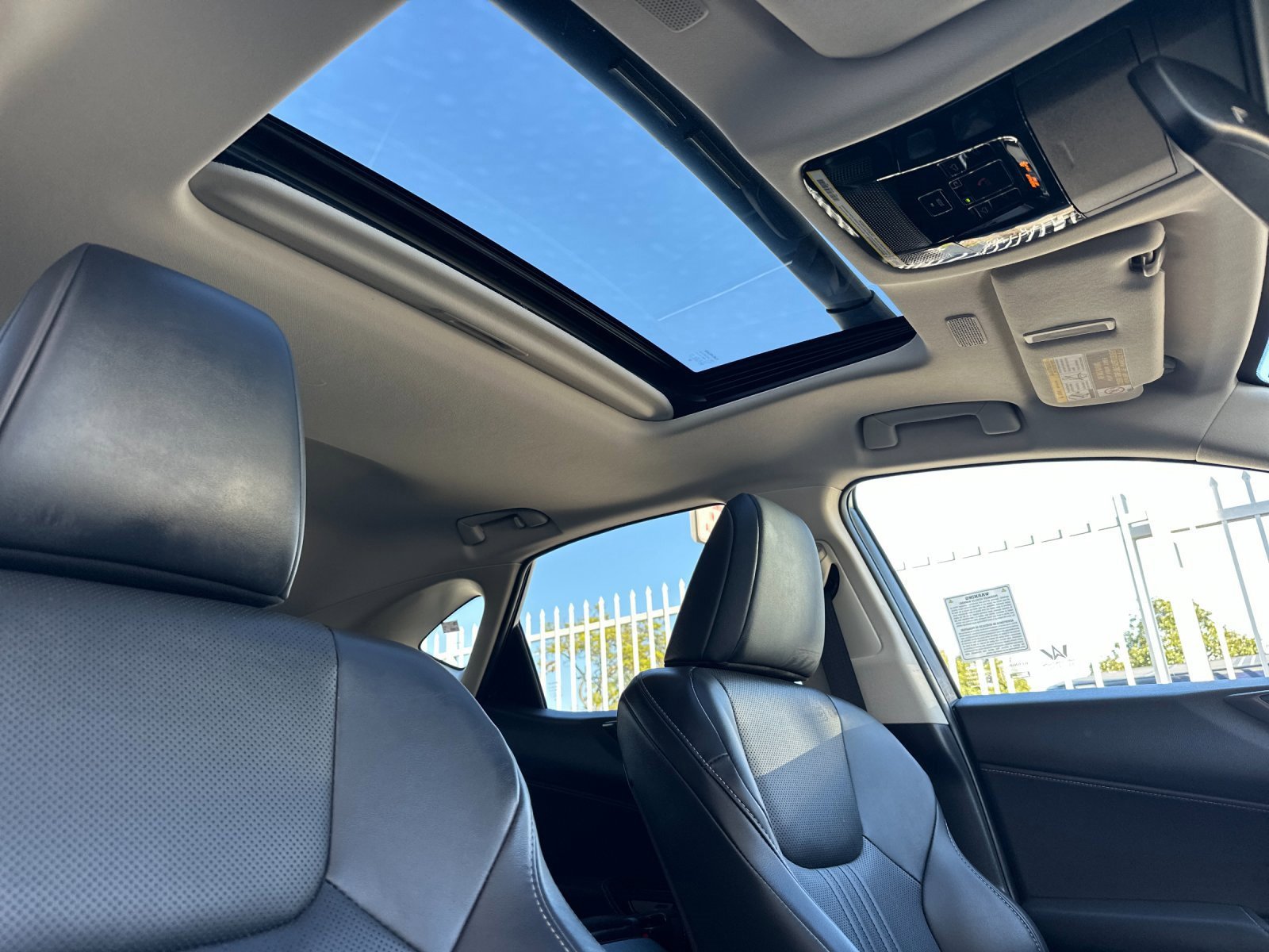 Used 2025 Lexus NX 350h AWD w/ Premium Package image 18