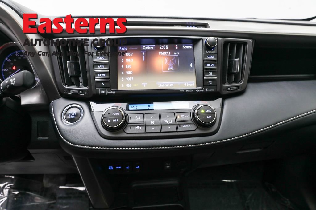 Used 2018 Toyota RAV4 Limited image 12