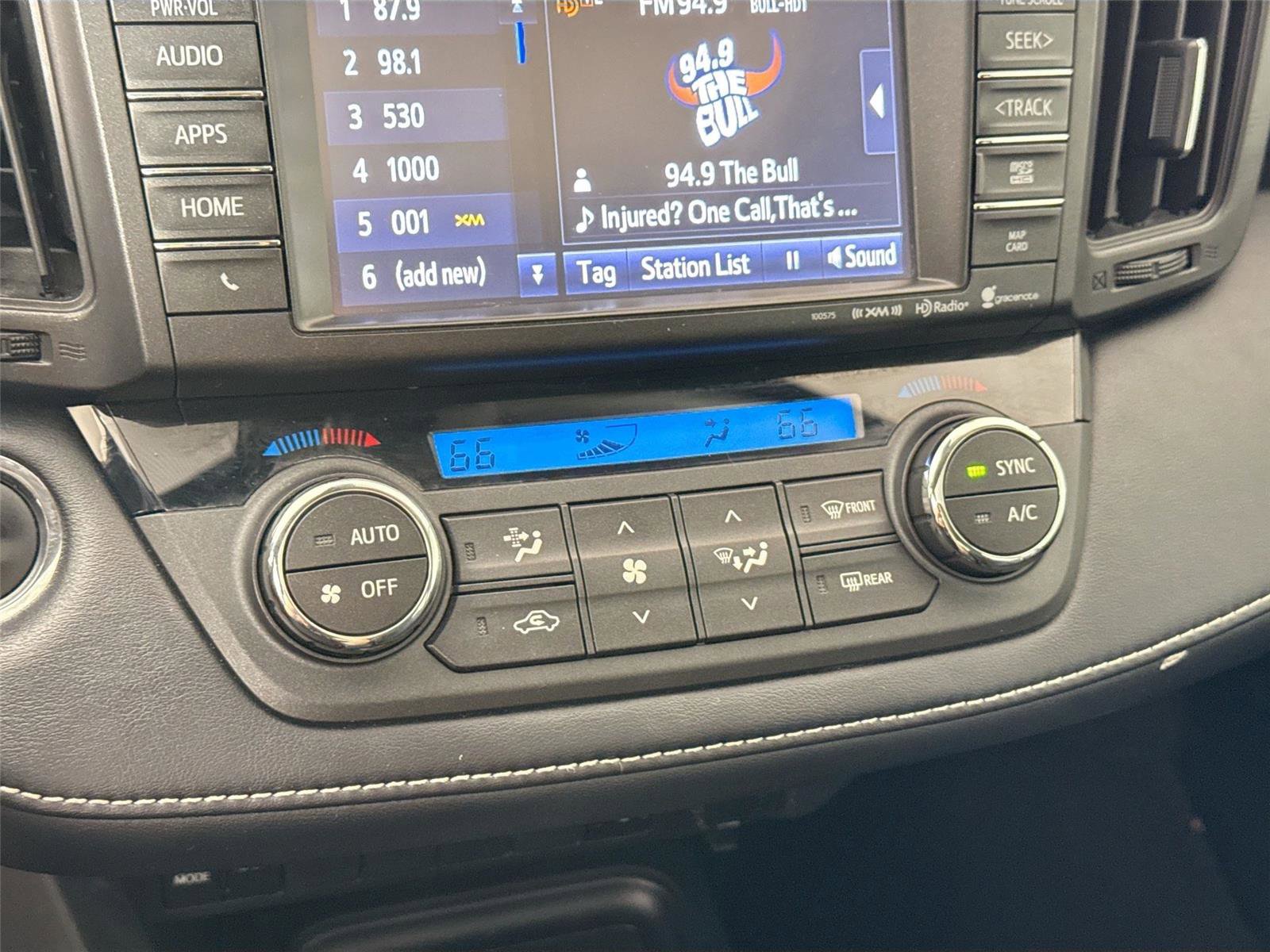 Used 2017 Toyota RAV4 XLE image 23