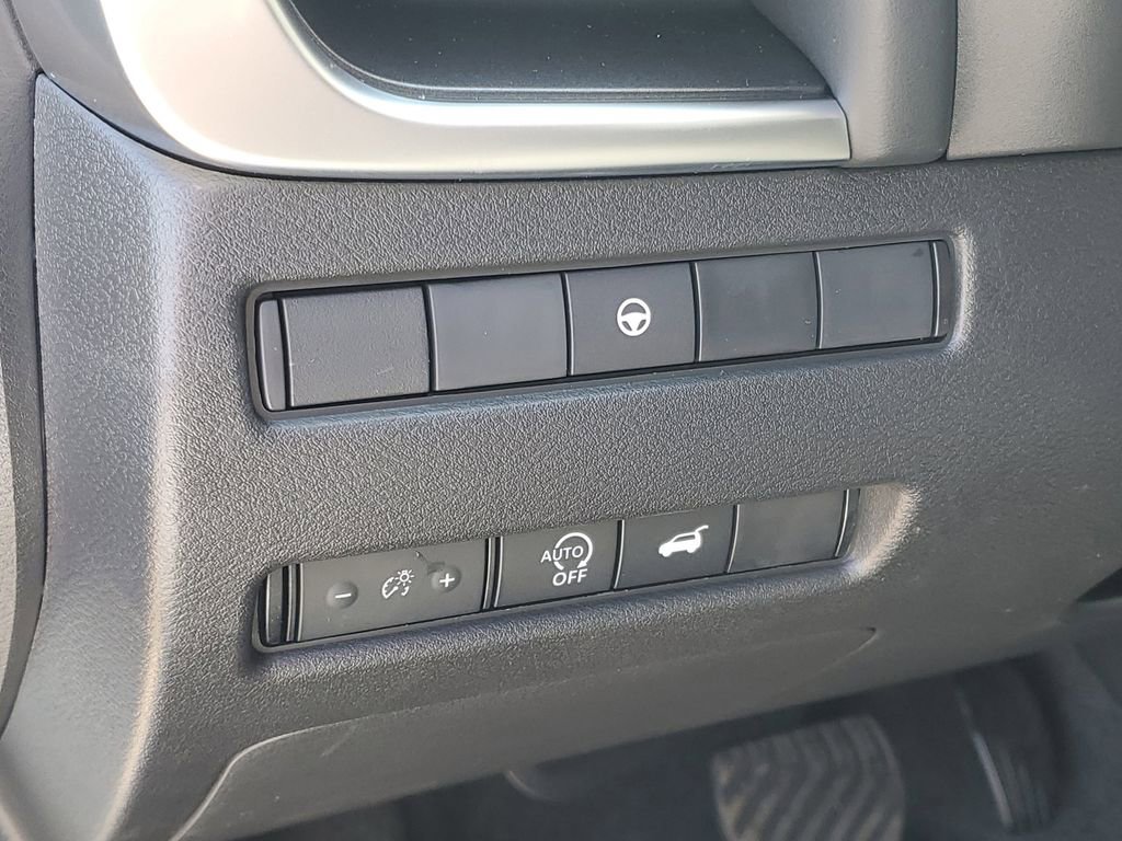 New 2026 Nissan Rogue SV image 14