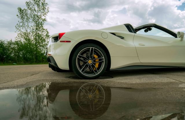 Used 2017 Ferrari 488 Spider RWD image 34