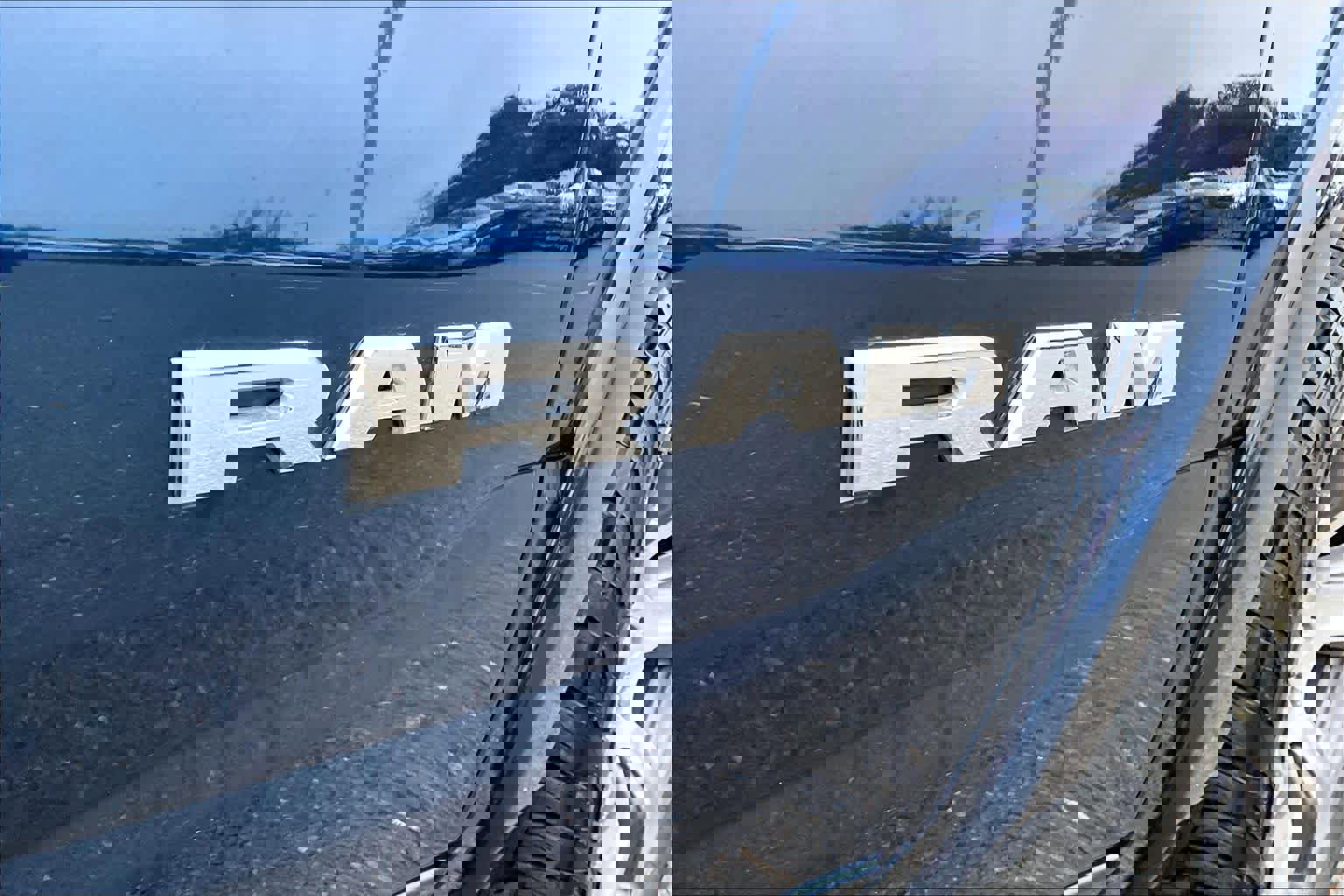 Used 2021 RAM 1500 Laramie image 10