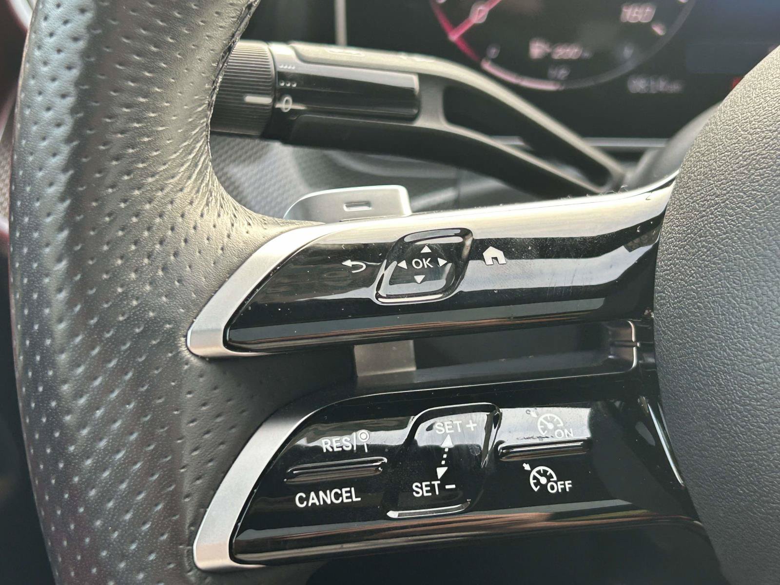 Certified 2025 Mercedes-Benz C 300 Sedan image 30