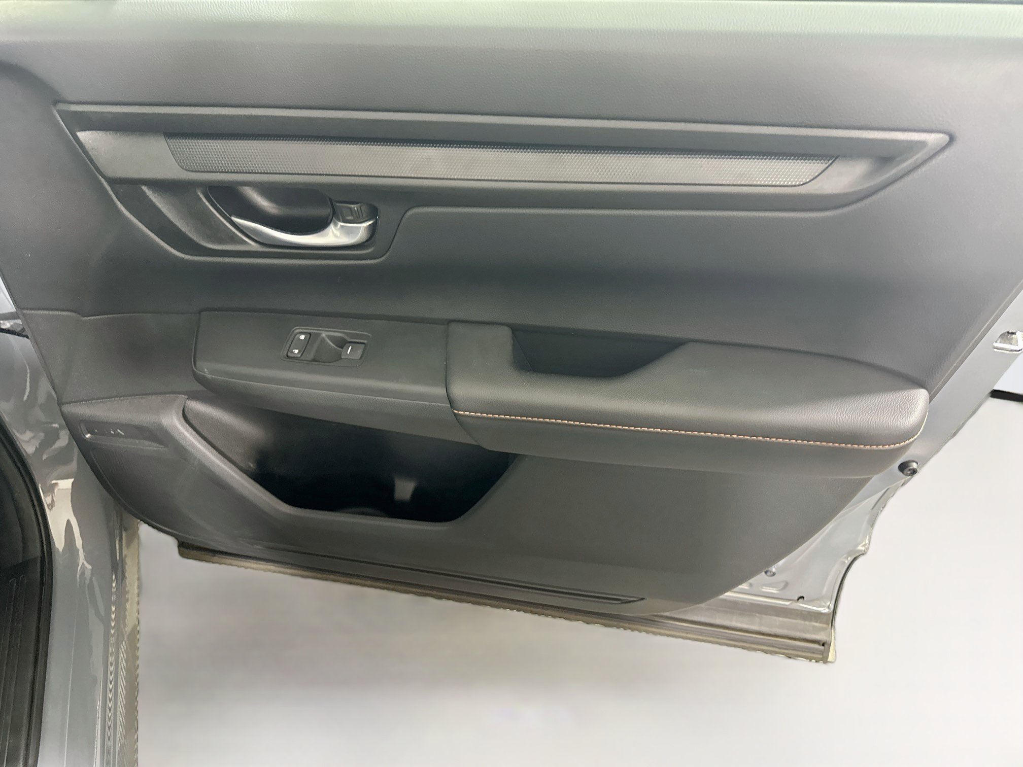 Used 2023 Honda CR-V Sport image 30