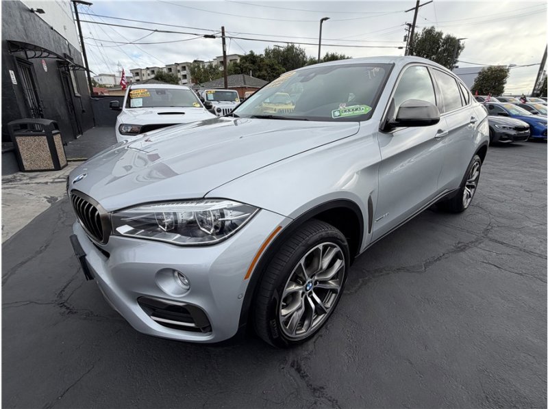 Used 2019 BMW X6 xDrive35i w/ Executive Package AWD/4WD image 3