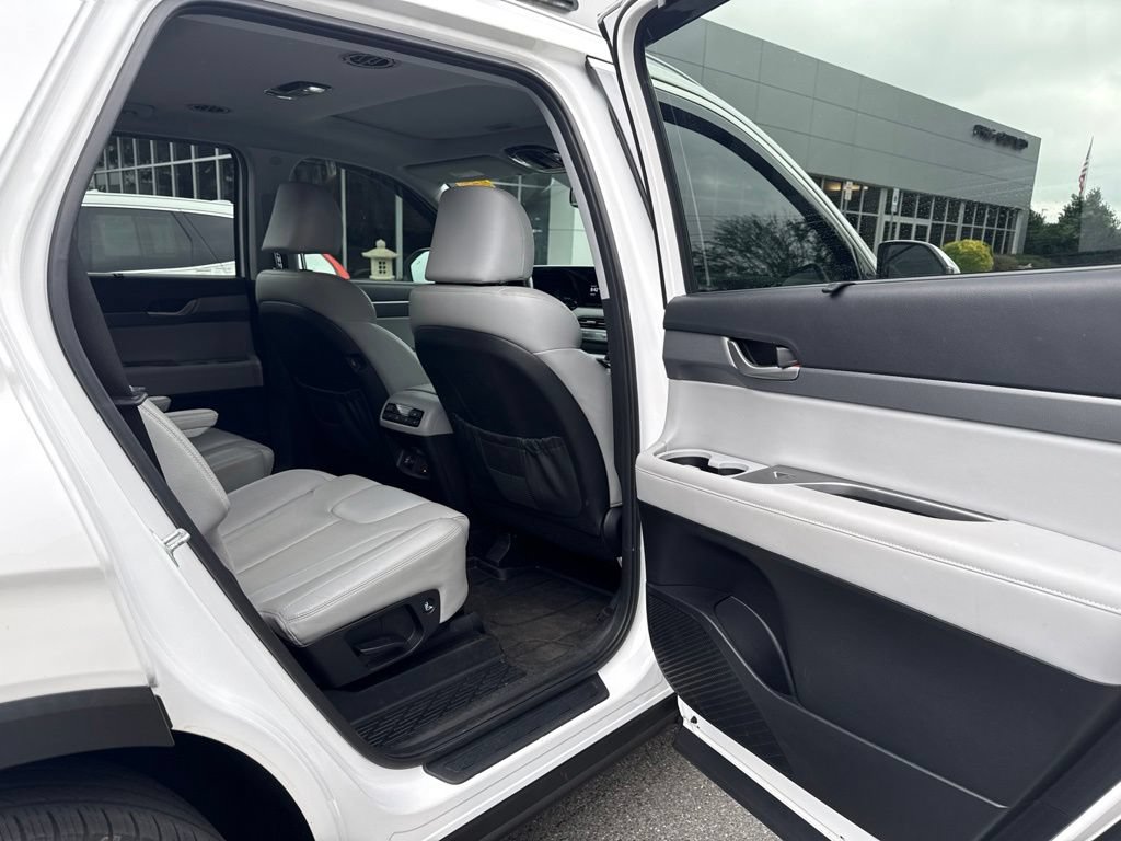 Used 2022 Hyundai Palisade SEL w/ Premium Package AWD/4WD image 8