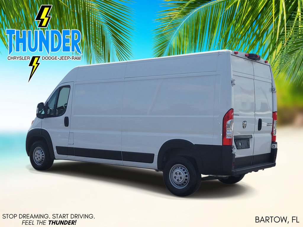 Used 2025 RAM ProMaster 2500 w/ Convenience Group FWD image 3