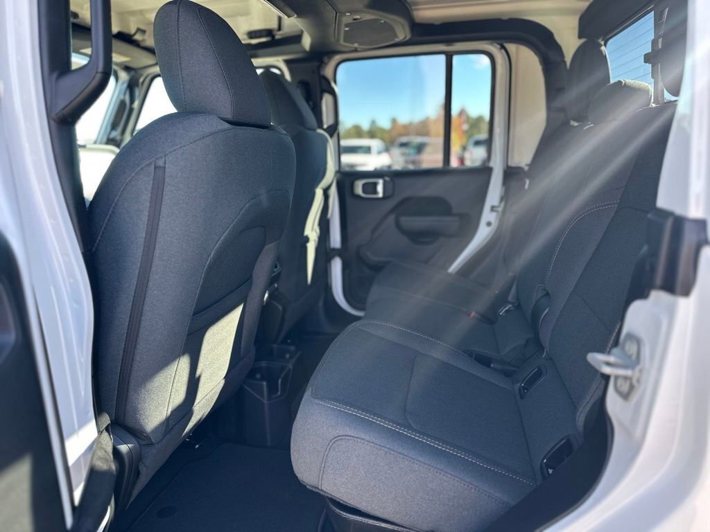 New 2026 Jeep Gladiator Sport image 28