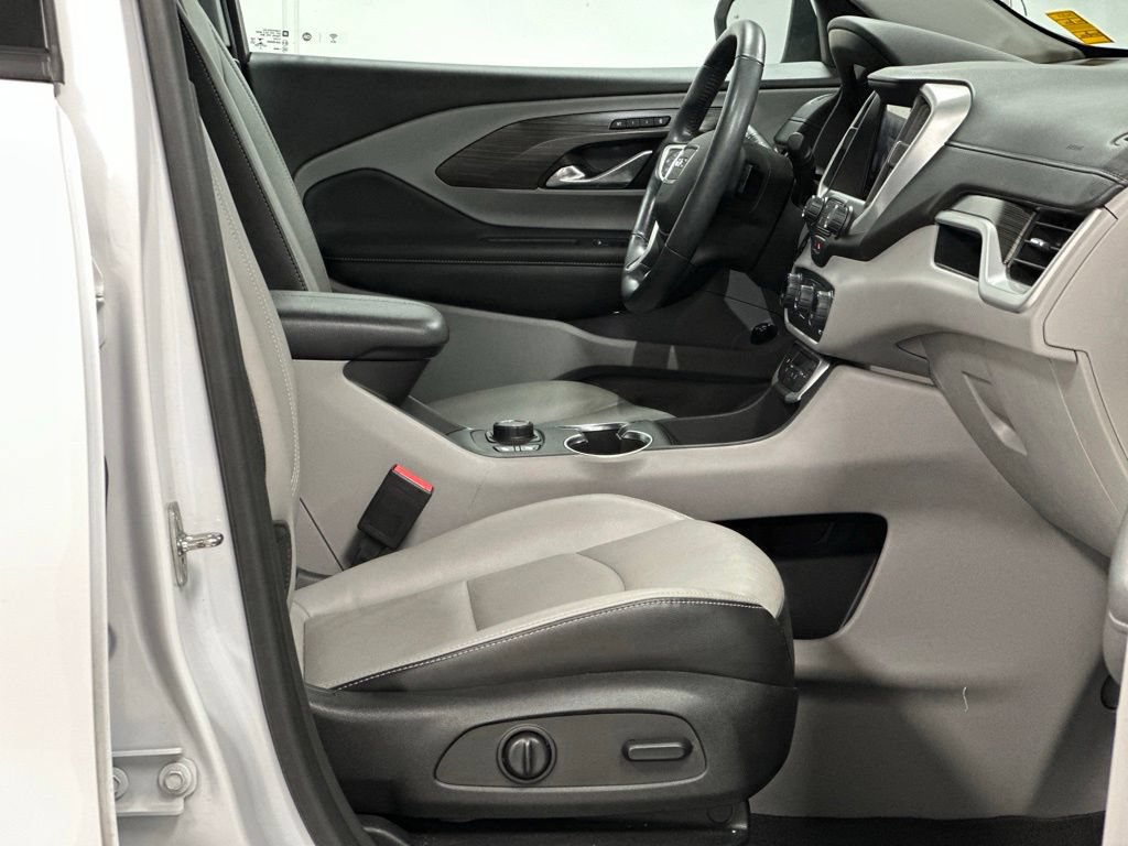 Certified 2022 GMC Terrain SLT FWD image 20