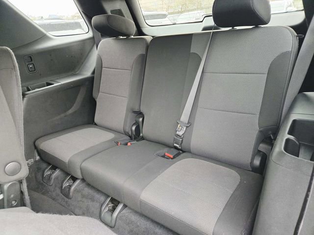 Used 2023 Chevrolet Traverse LT image 10