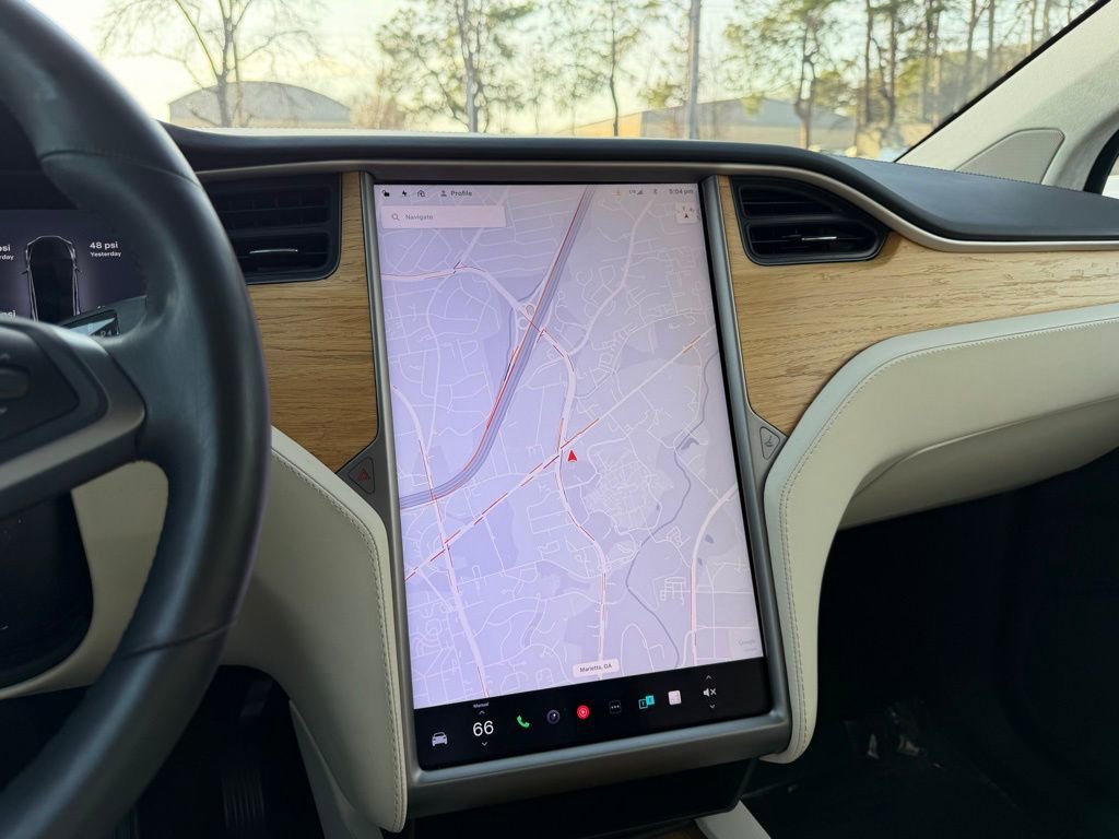 Used 2019 Tesla Model X 75D image 19