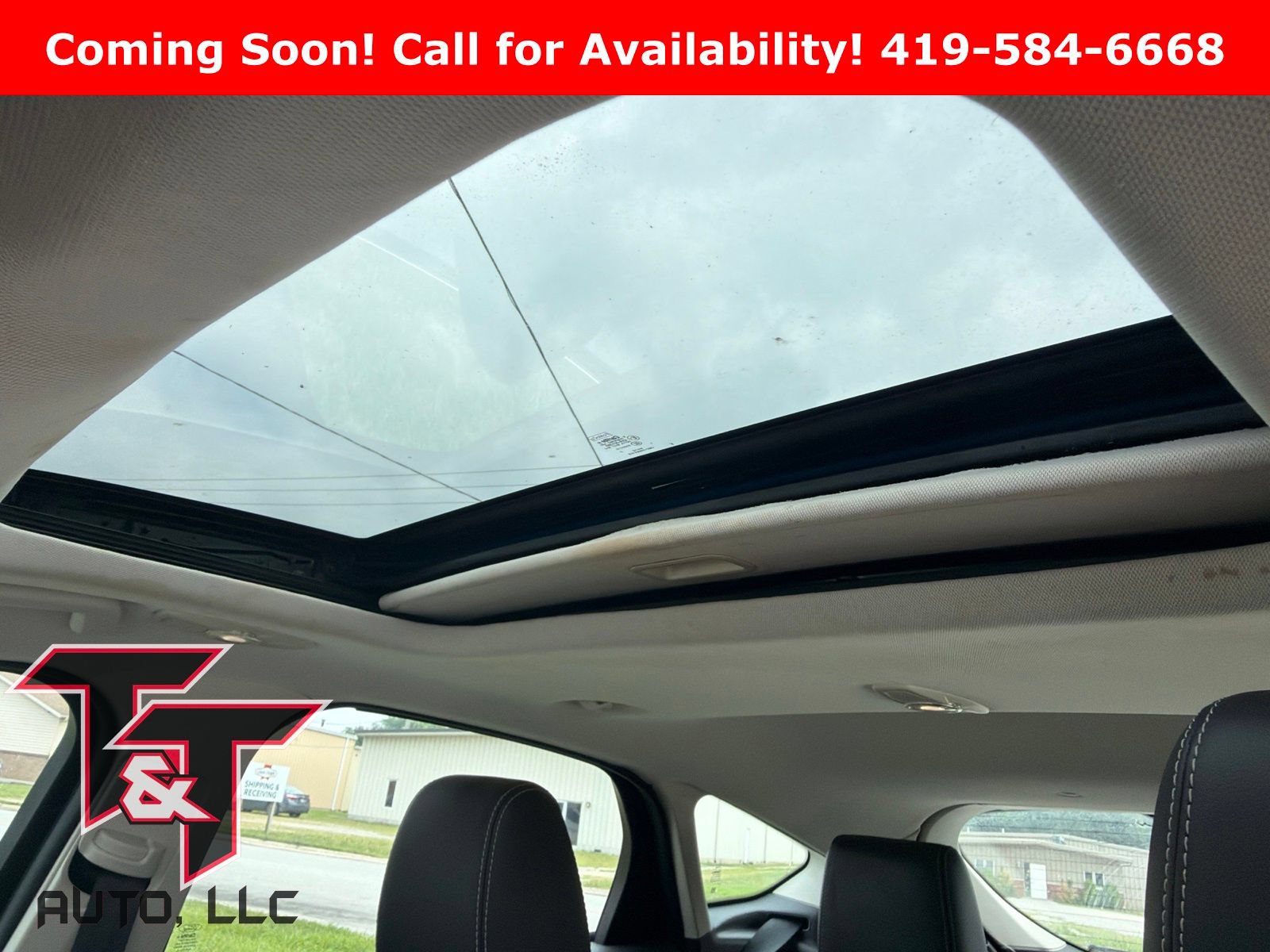 Used 2012 Ford Focus SEL FWD image 8