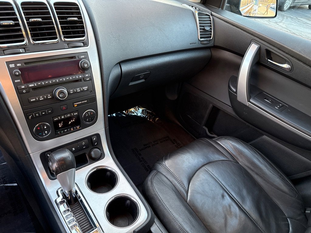 Used 2011 GMC Acadia SLT image 15
