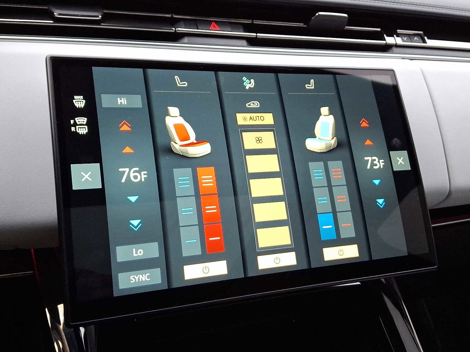 Used 2024 Land Rover Range Rover Sport Dynamic SE image 16