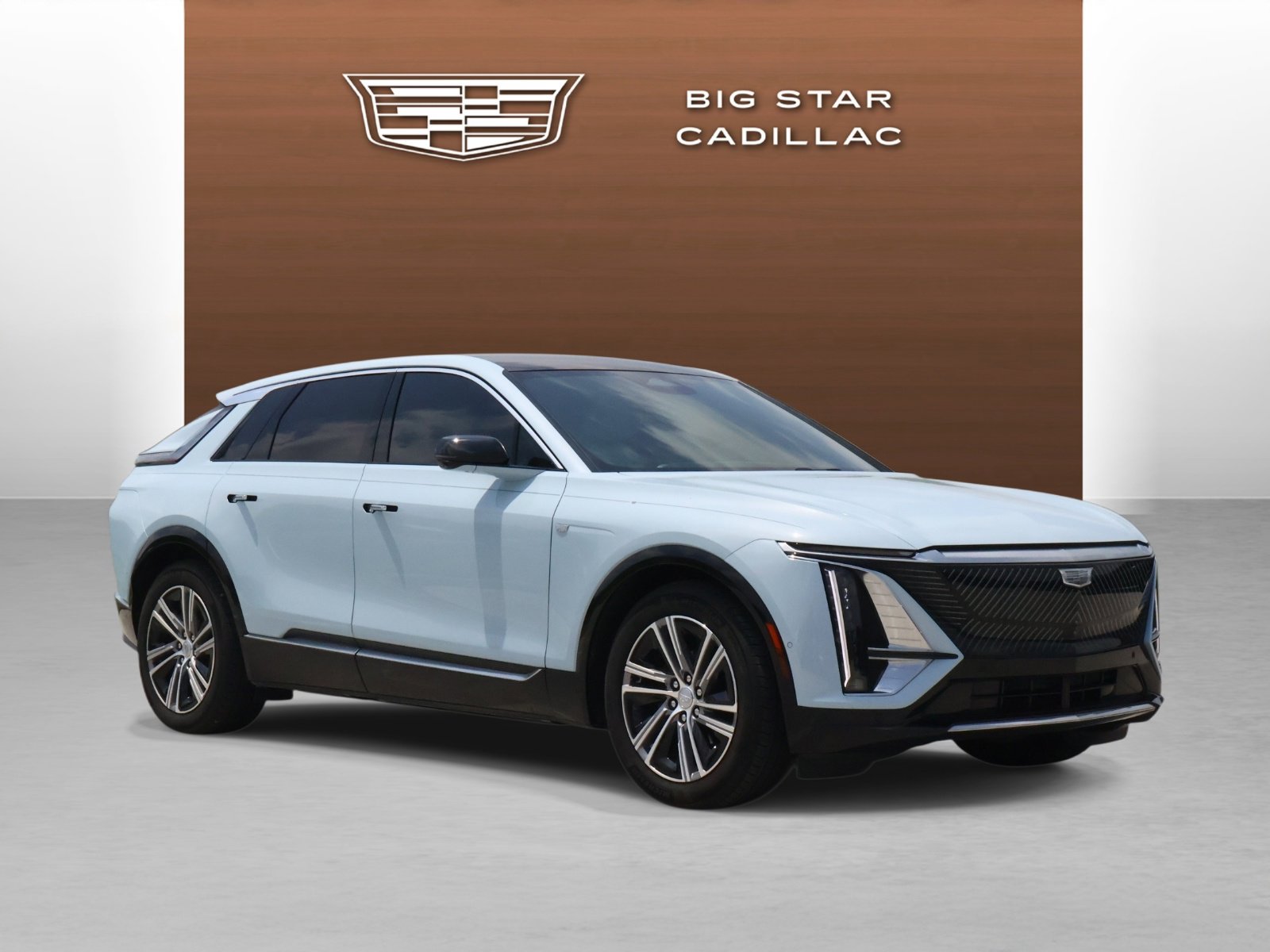 Used 2024 Cadillac Lyriq Luxury RWD image 7