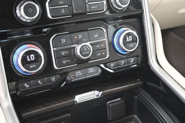 Used 2022 GMC Yukon Denali AWD/4WD image 27